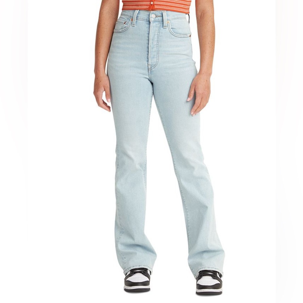 Levi’s Ribcage Boot Jeans Light Wash
